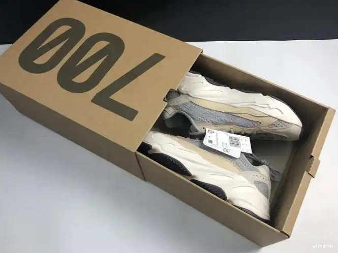 V2 Yeezy Boost Adidas GY7924 700 Cream Cream 0624